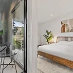 דירה Modern In Clausen With Wifi, Kitchen & Workspace לוקסמבורג
