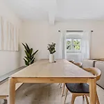 Modern In Clausen With Wifi, Kitchen & Workspace