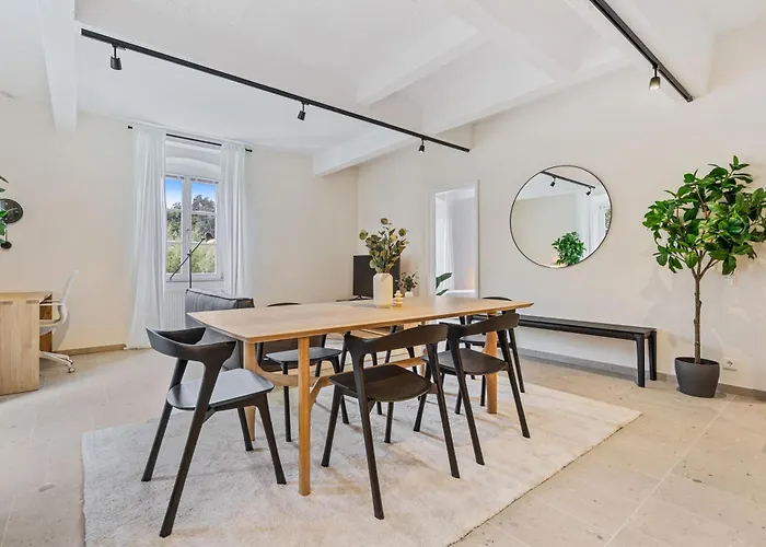 Apartmán Modern In Clausen With Wifi, Kitchen & Workspace Lucembursko