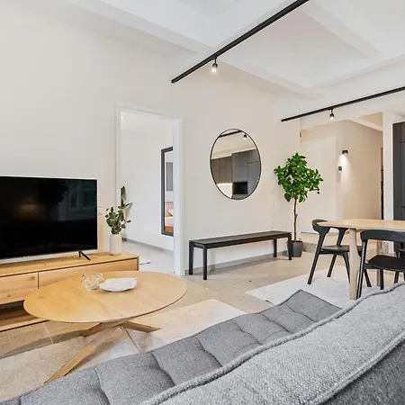 Apartamento Elegant Clausen 2Br Near Luxembourg Old Town
