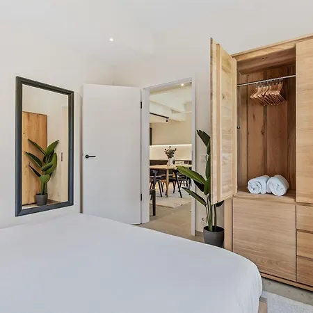 Modern In Clausen With Wifi, Kitchen & Workspace Luxemburgo