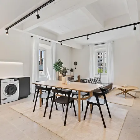 Elegant Clausen 2Br Near Luxembourg Old Town