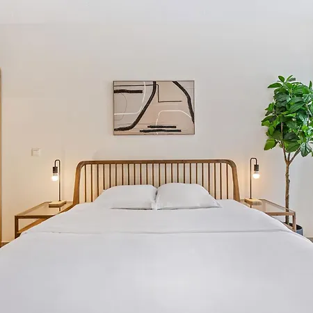 Elegant Clausen 2Br Near Luxembourg Old Town
