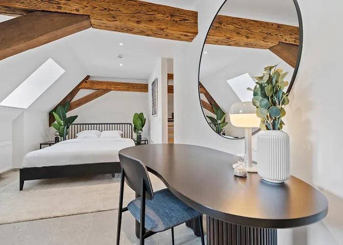 Apartament Modern In Clausen With Wifi, Kitchen & Workspace Luksemburg