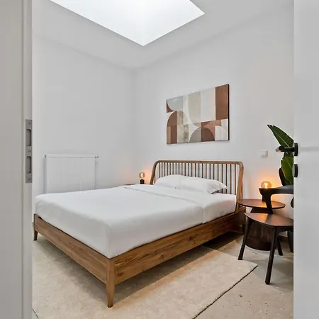 Modern In Clausen With Wifi, Kitchen & Workspace Lussemburgo