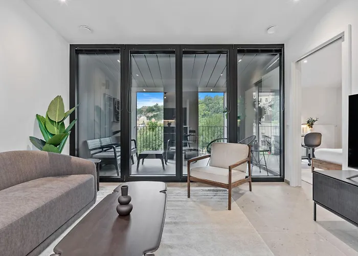 Apartment Modern In Clausen With Wifi, Kitchen&workspace