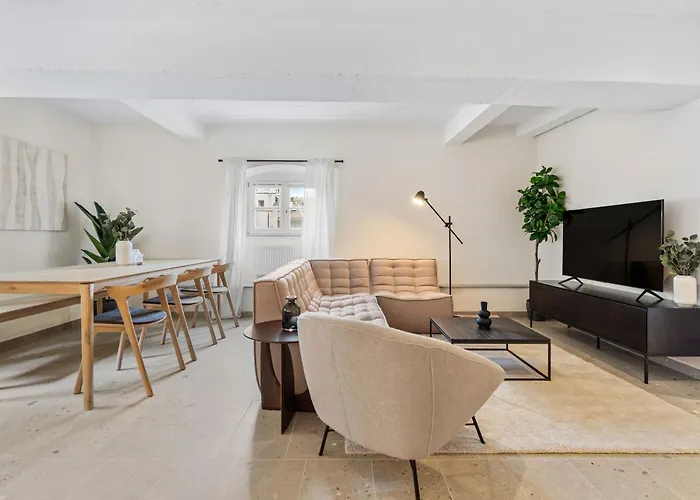 Apartment Modern In Clausen With Wifi, Kitchen&workspace Luxemburg