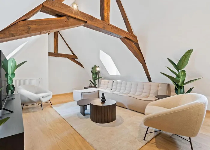 Apartment Modern In Clausen With Wifi, Kitchen&workspace *